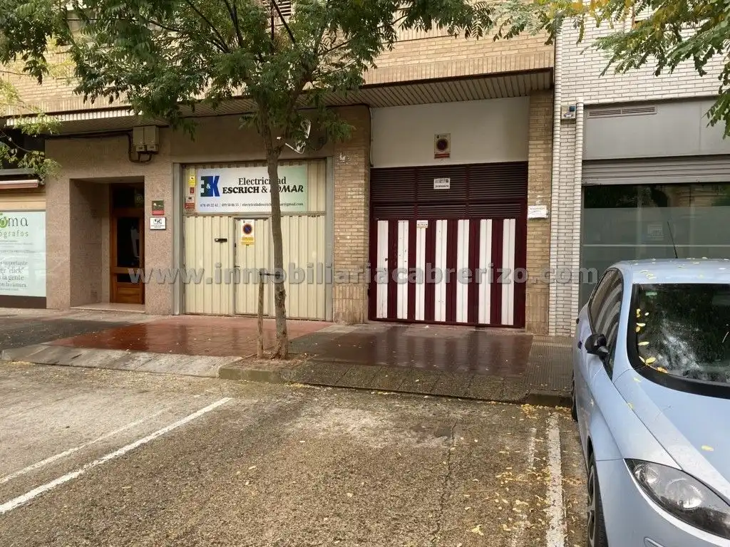 Individual en venta en Calle Pintor Sorolla 6