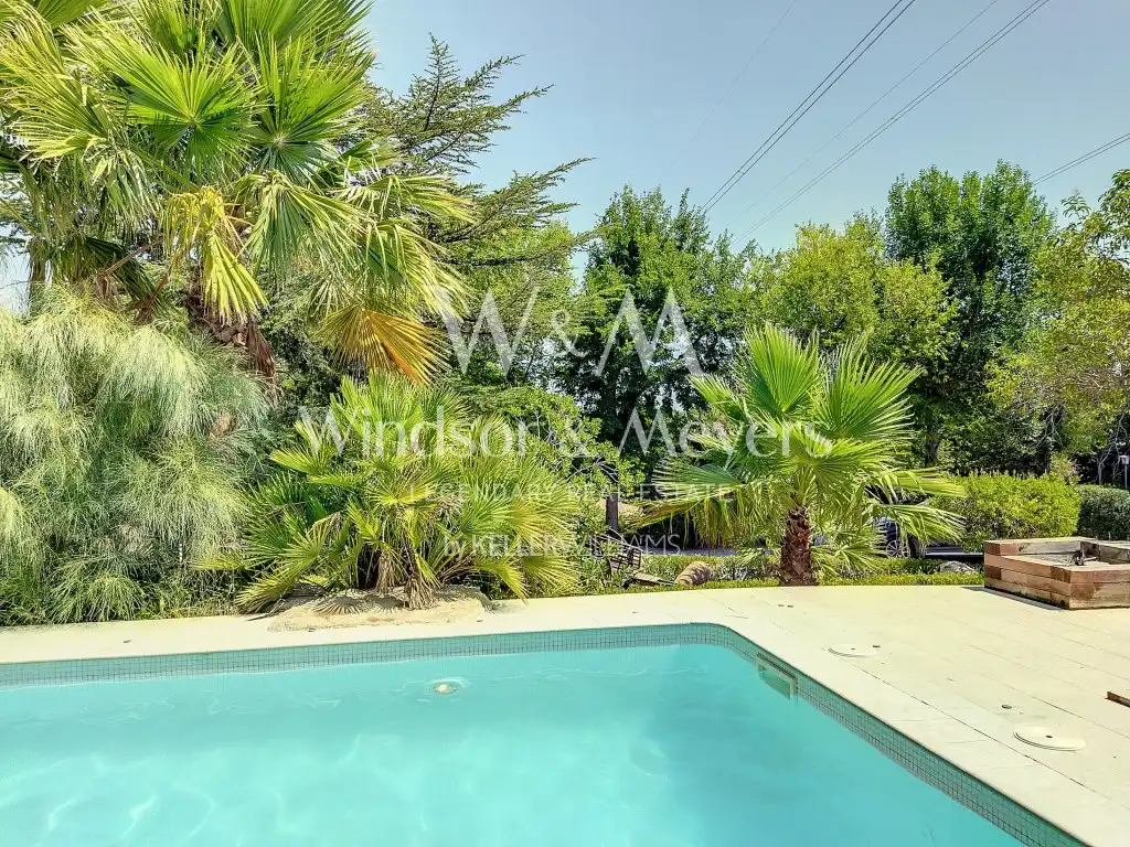 Swimming pool of Country homes for sale in Vilanova d'Escornalbou