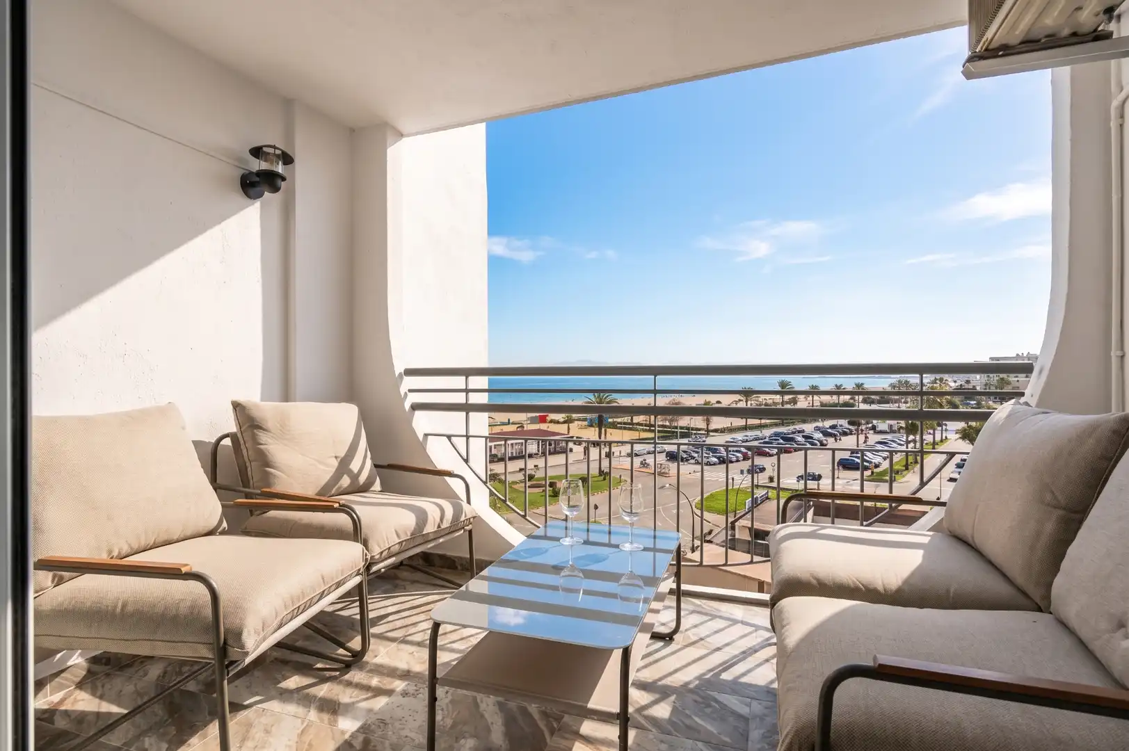 Duplex avec ascenseur à vendre à Passatge Bahia