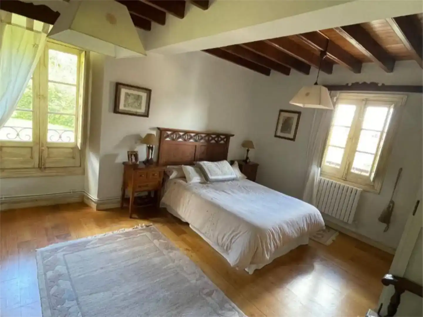 Dormitori de Finca rústica en venda en Val de San Vicente  amb Balcó