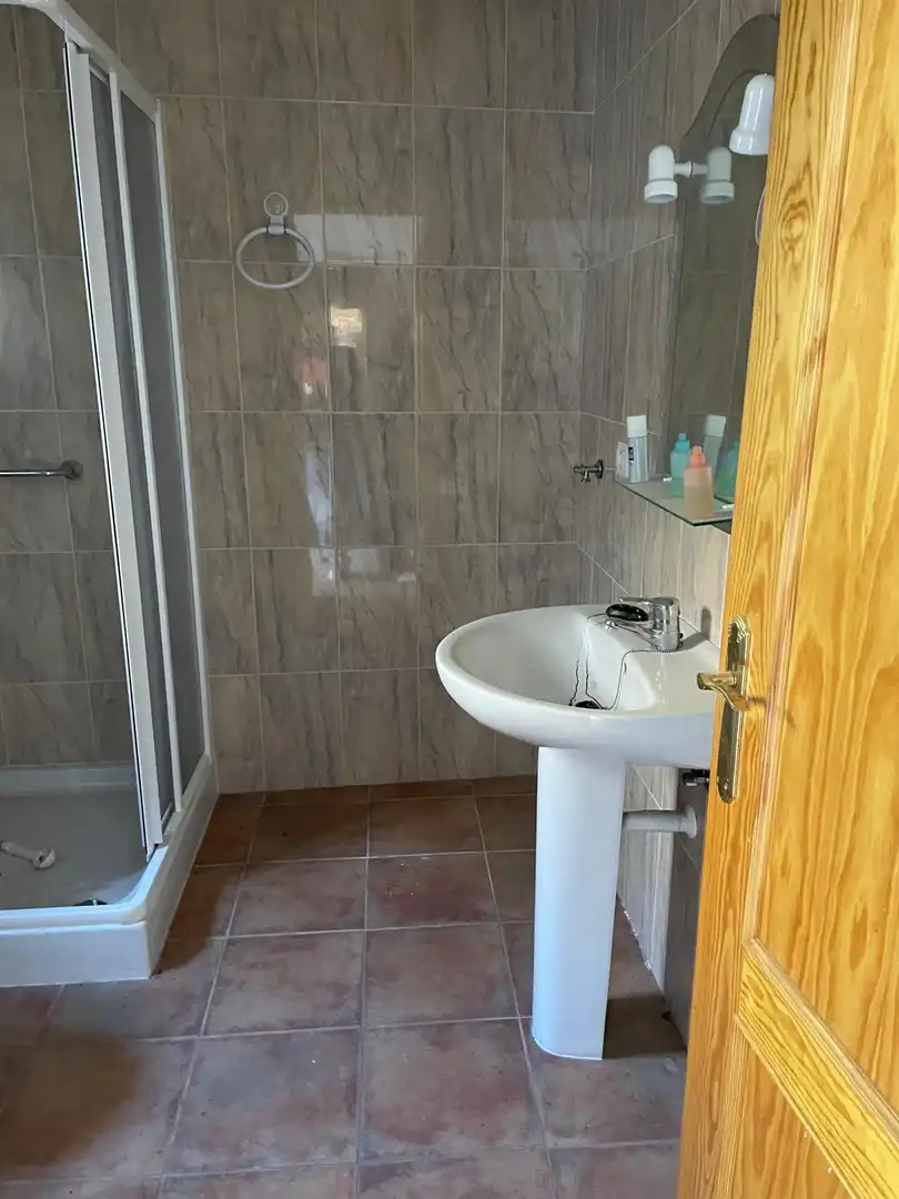 Baño de Casa o chalet en venta en La Puebla de Almoradiel con Calefacción, Trastero y Amueblado
