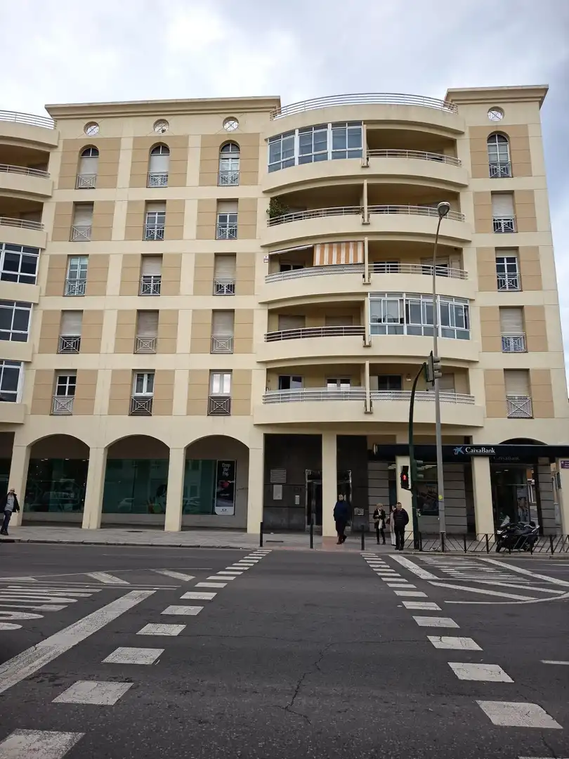 Vista exterior de Pis en venda en Córdoba amb Aire condicionat, Calefacció i Terrassa