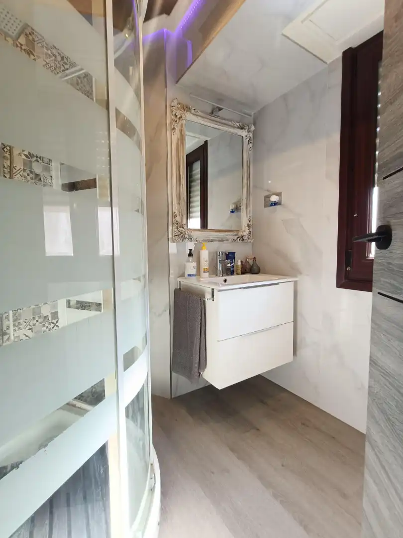 Piso con terraza en venta en Txabarri - La Unión - Vista Alegre, imagen 17