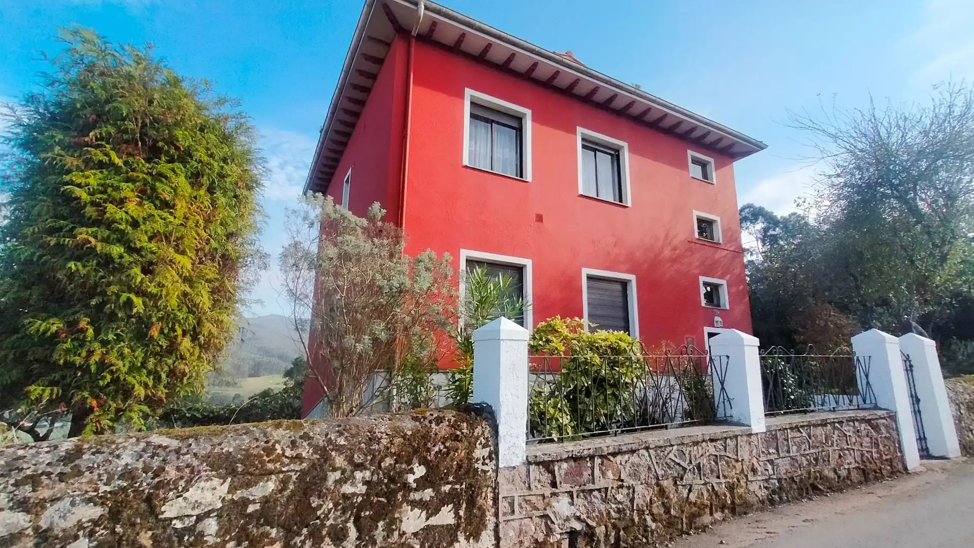 Exterior view of Houses for sale in Pravia  with Heating, Private garden and Terrace