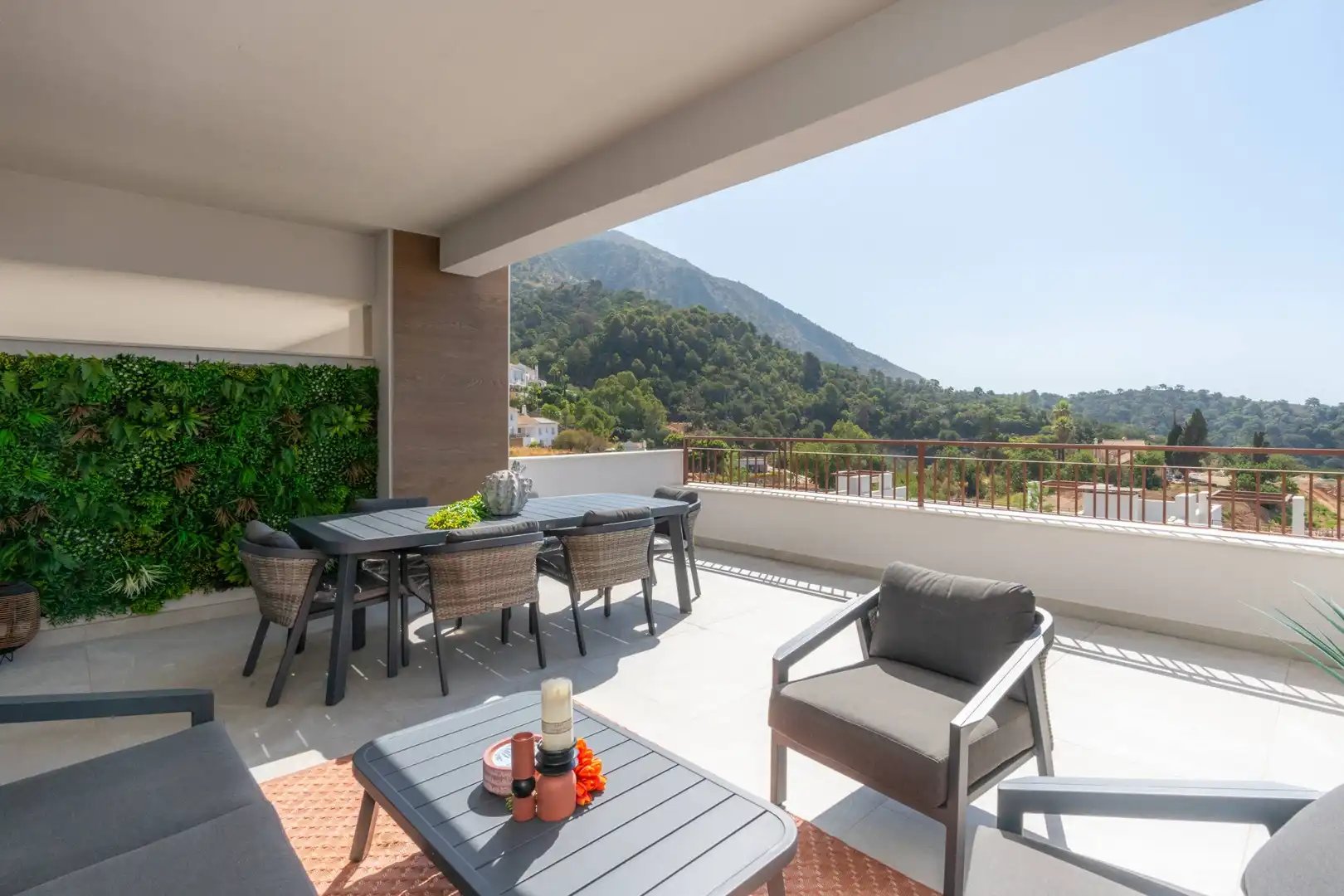 Terraza de Casa adosada en venta en Istán con Aire acondicionado, Calefacción y Jardín privado