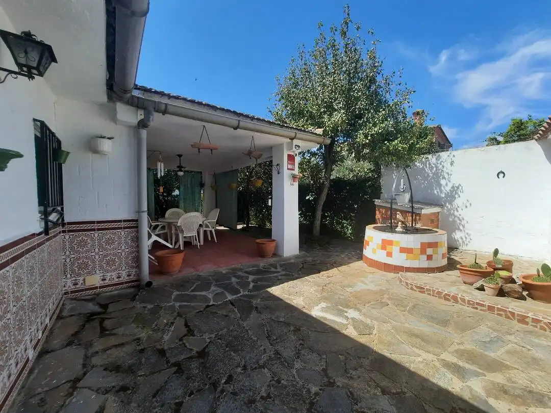 Villa con piscina in vendita a Escalona, imagen 5