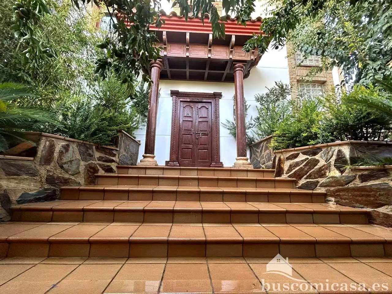 Casa adosada en venda en Linares amb Aire condicionat, Jardí privat i Terrassa