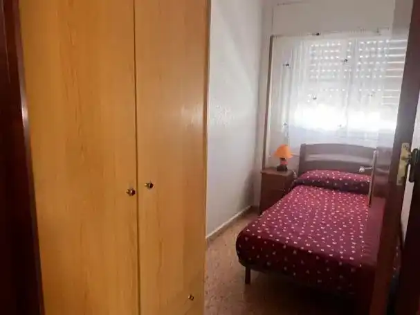 Habitación de Piso de alquiler en Tavernes de la Valldigna, Valencia