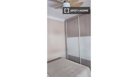 Foto 2 de Habitació a Perchel Sur - Plaza de Toros Vieja, Málaga Capital
