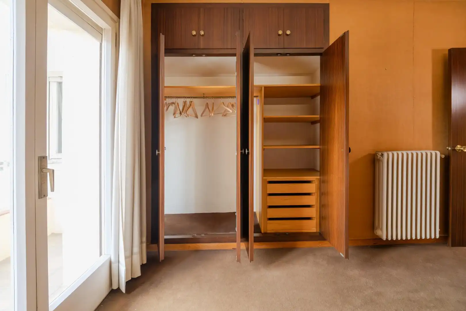 Dormitori de Apartament de lloguer en Girona amb Calefacció, Parquet i Terrassa