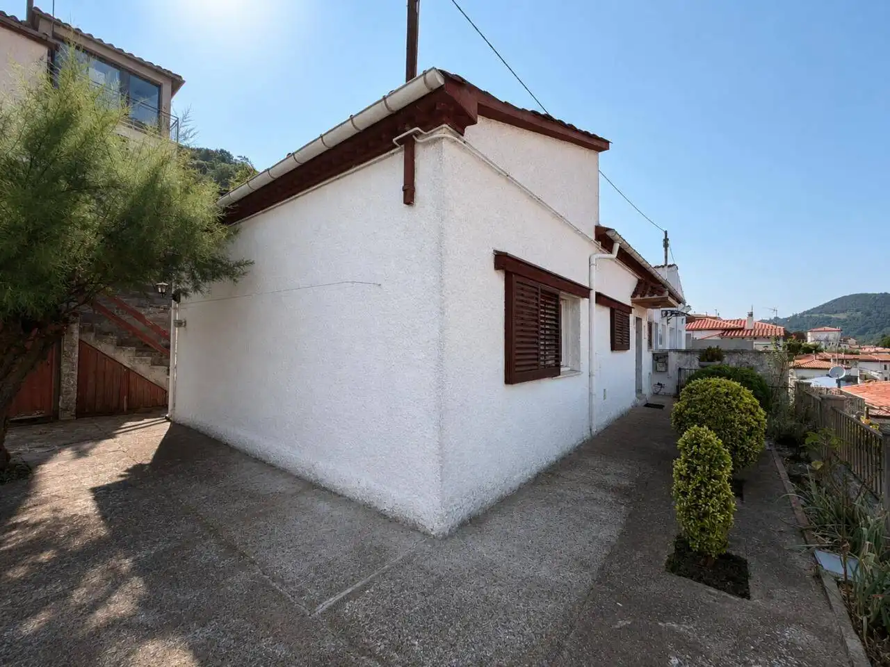 Außenansicht von Haus oder Chalet zum Verkauf in Olot mit Klimaanlage, Heizung und Privatgarten