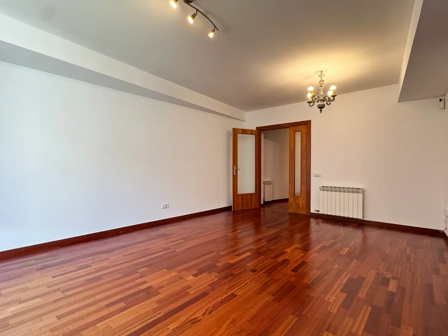 Sala de estar de Piso en venta en Lleida con Calefacción, Parquet y Horno