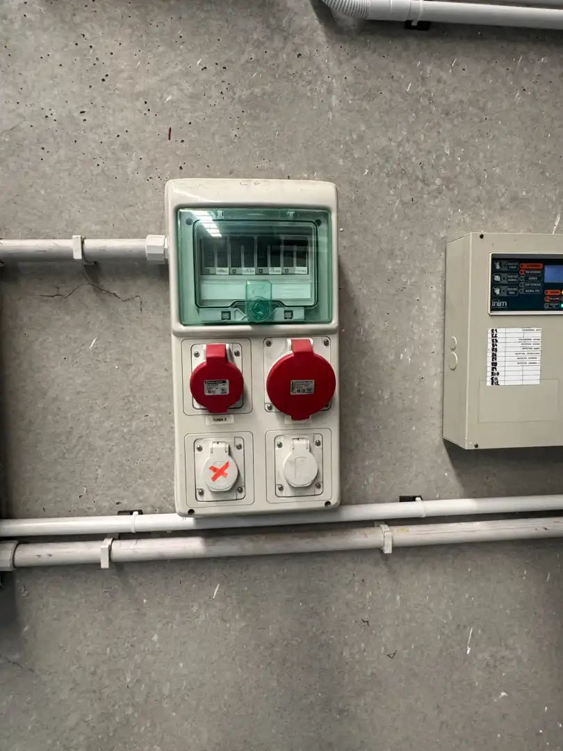 Industriegebäude zur Miete in San Cibrao das Viñas, imagen 16