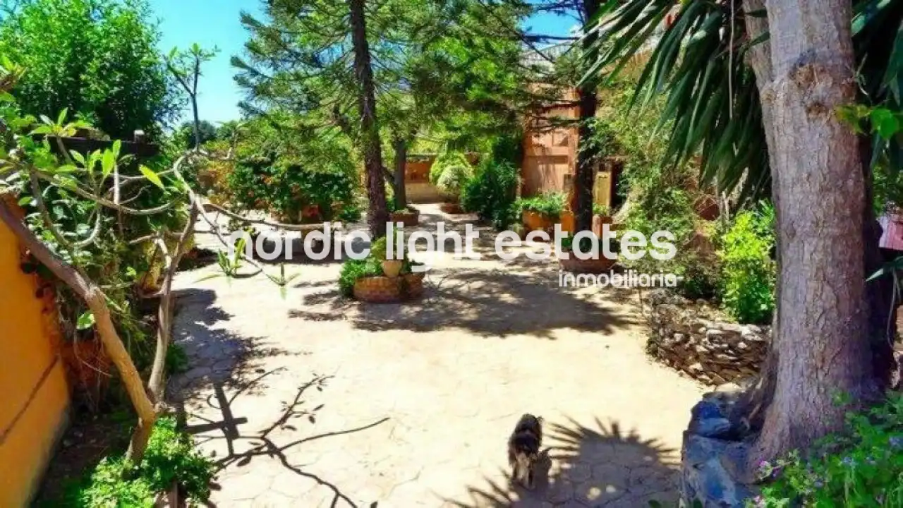 House with pool for sale in Avda Pescia - Ctra de Frigiliana, imagen 19