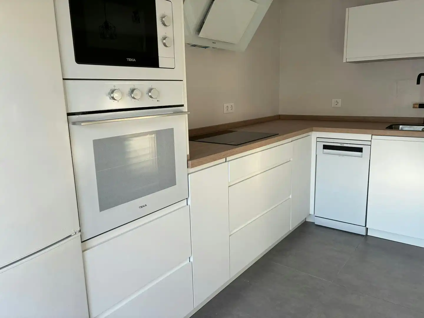 Küche von Wohnung zur Miete in Sevilla mit Klimaanlage, Heizung und Möbliert