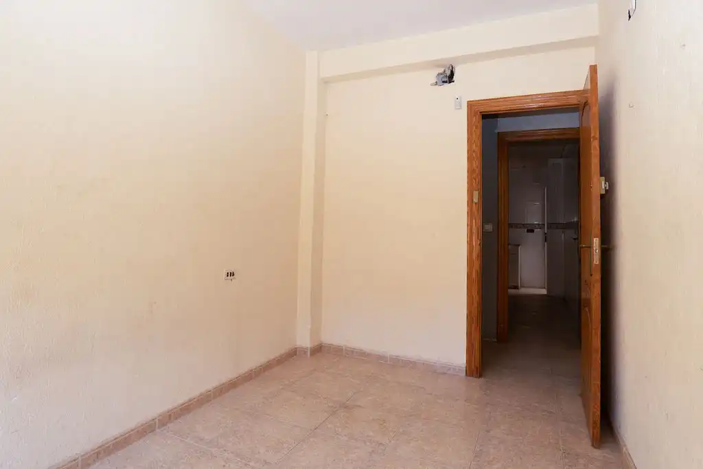 Piso en venta en C/ Almería, Casco Antiguo