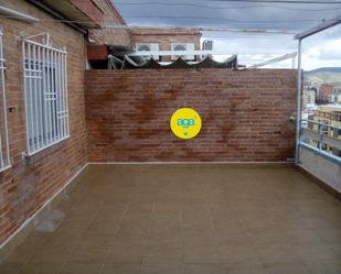 Attic to rent in Valdeastillas - Fuentezuelas