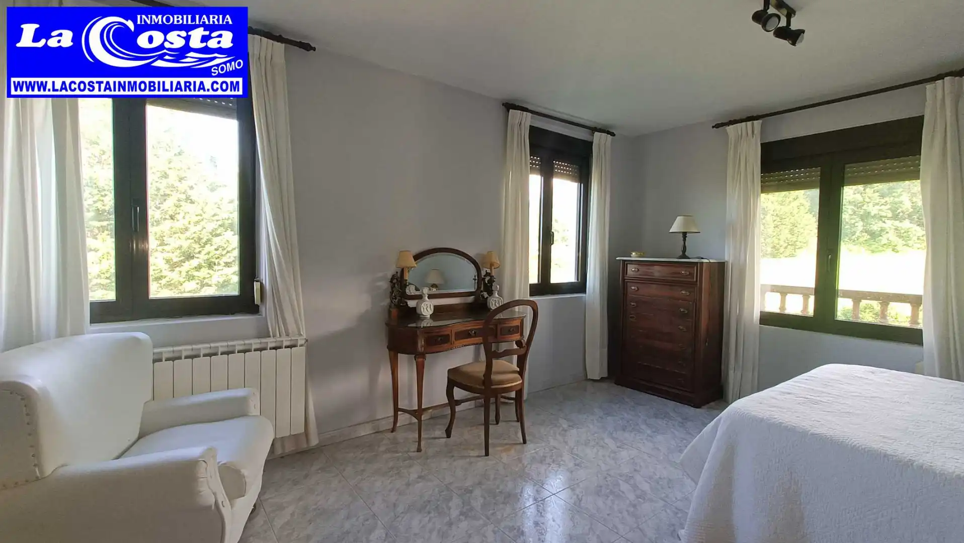 Schlafzimmer von Haus oder Chalet zum Verkauf in Ribamontán al Mar mit Heizung, Privatgarten und Terrasse