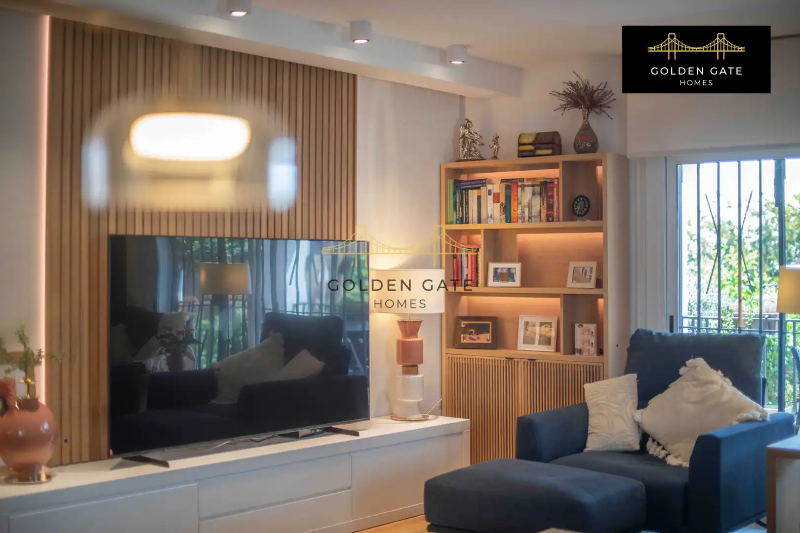 Sala d'estar de Casa o xalet en venda en El Masnou amb Aire condicionat, Calefacció i Jardí privat