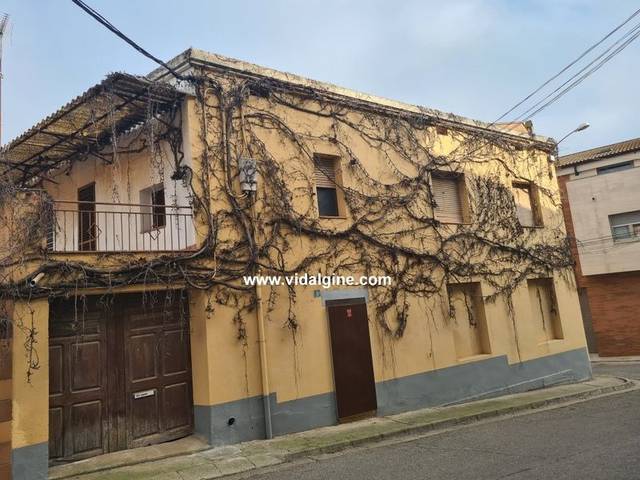 Casa adosada en Venta en Carrer Calvari, 8 en Alfarràs