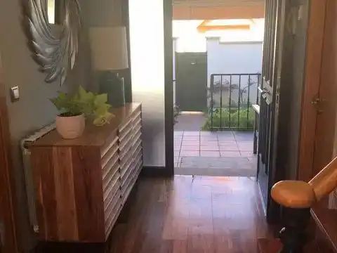 Pis de lloguer en Nigrán amb Jardí privat, Parquet i Moblat