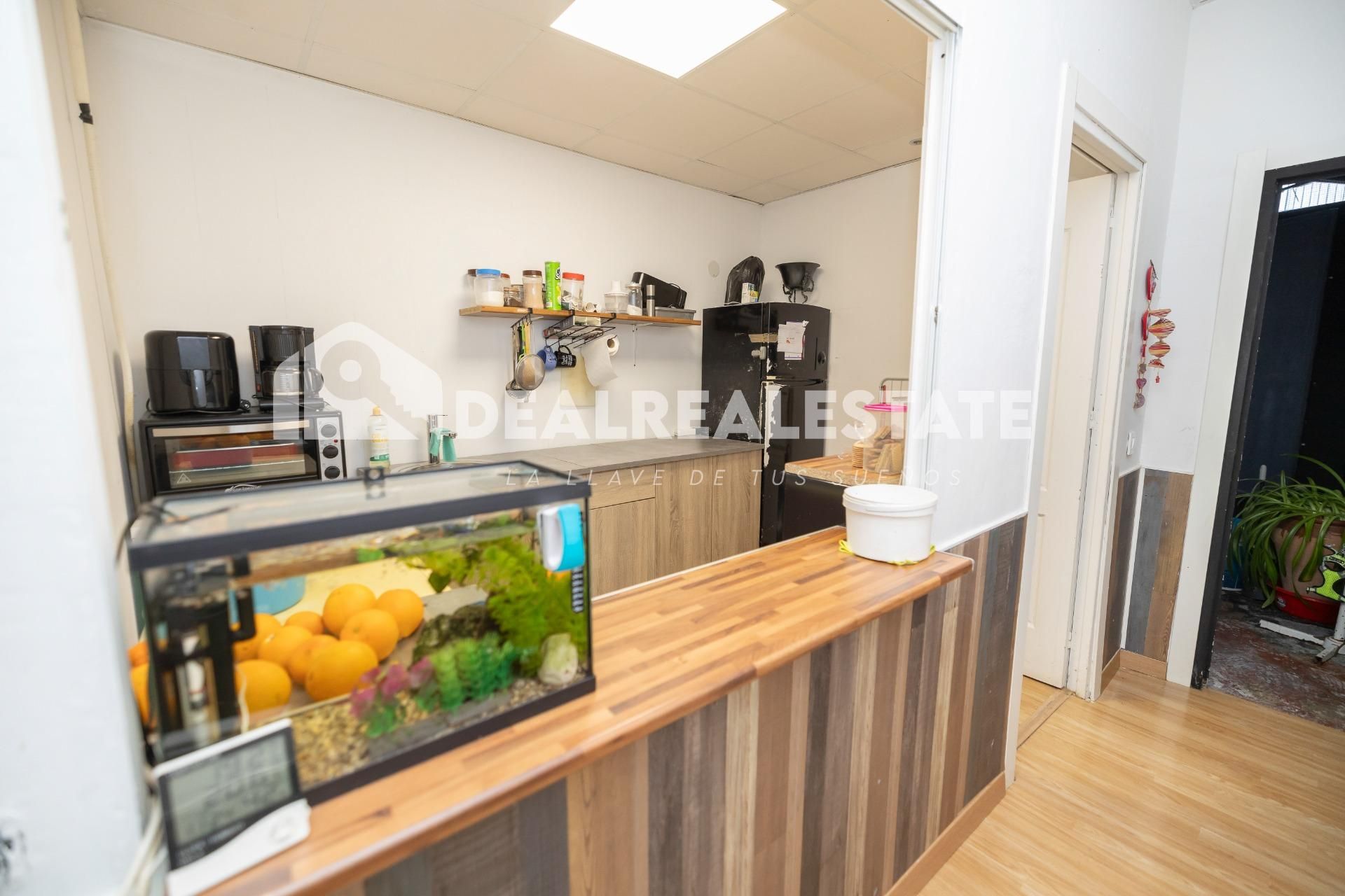 Kitchen of Flat for sale in La Rinconada  with Air Conditioner, Terrace and Balcony
