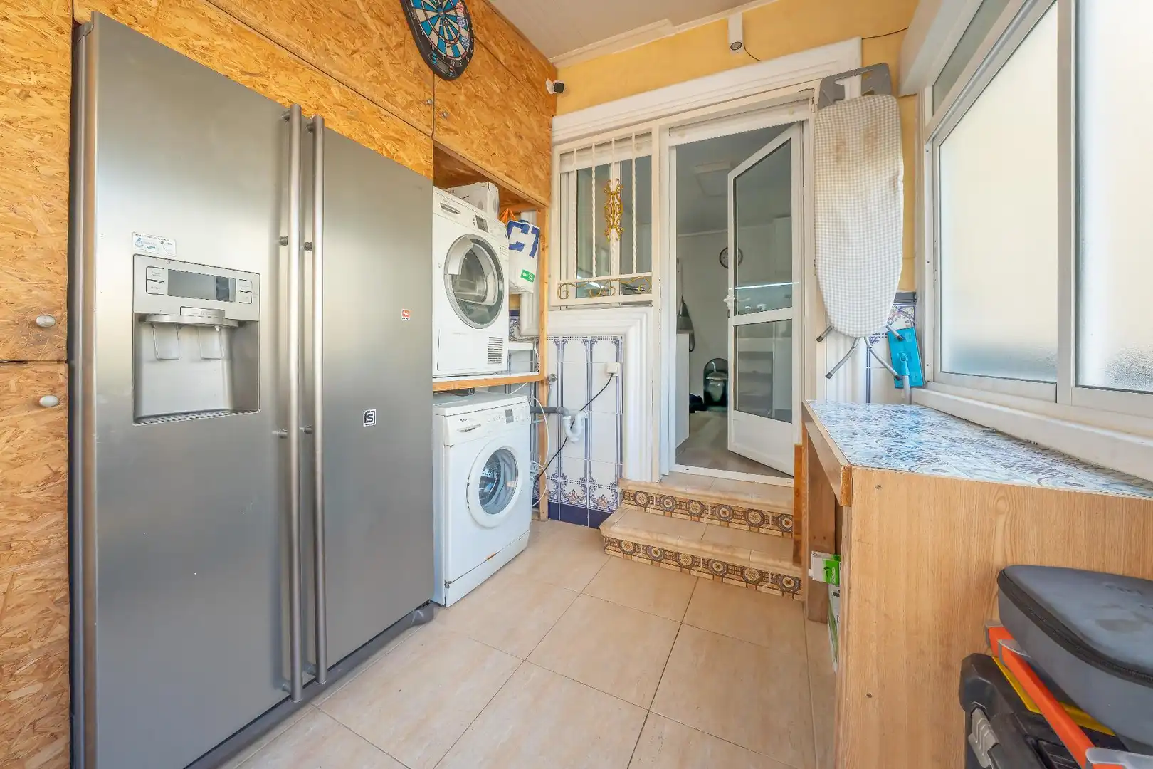 Cuina de Casa adosada en venda en Torrevieja amb Piscina comunitària
