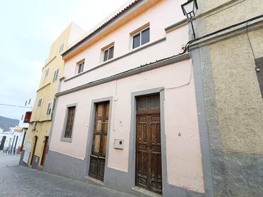 Casa amb jardí en venda a Calle PADRE CLARET