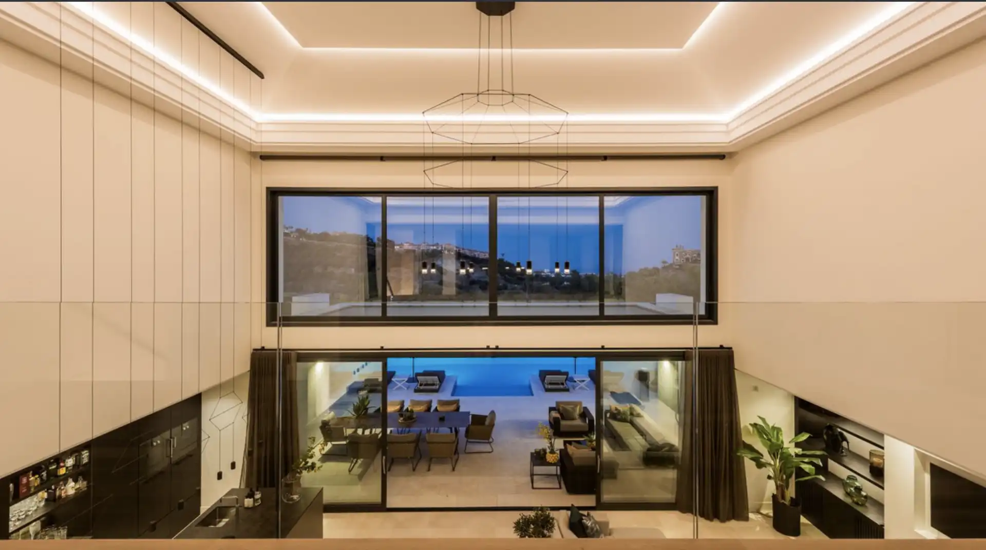 Chalet con piscina en venta en Benahavís pueblo, imagen 24