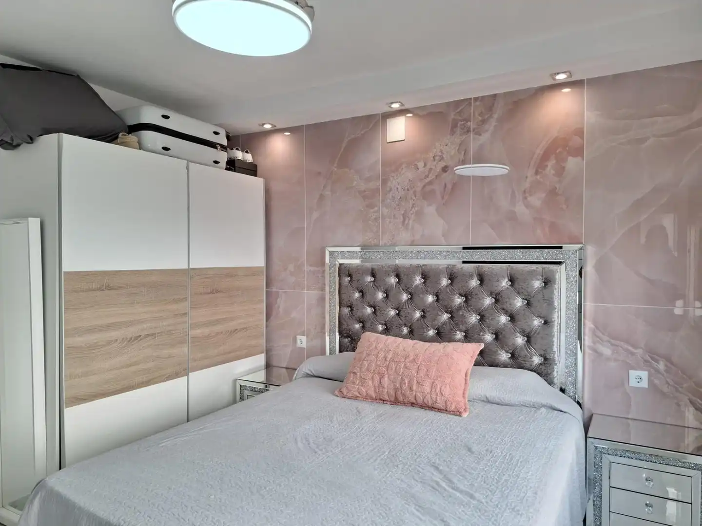 Habitación de Piso en venta en Marbella con Aire acondicionado y Piscina comunitaria