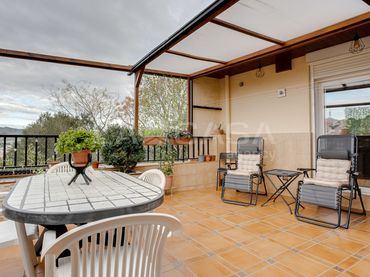Haus mit Balkon zum Verkauf in Carrer del Penyal