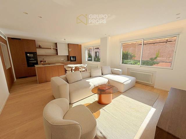 Apartamento en Venta en Calle ZURBANO en Almagro