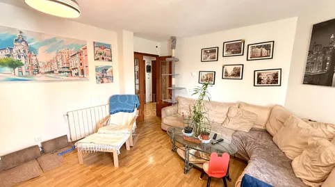 Foto 3 de Piso en venta en Las Américas, Parla