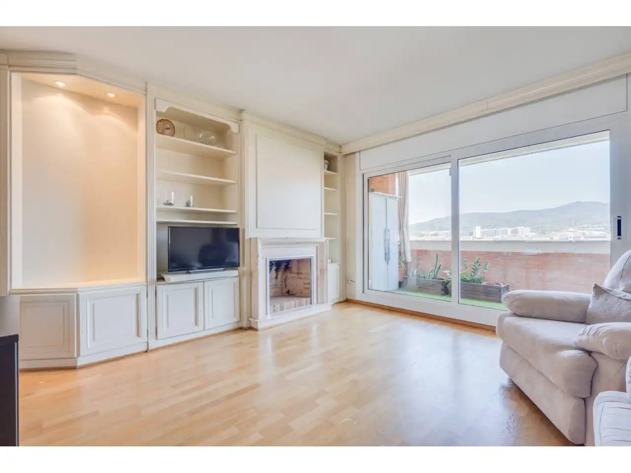 Living room of Duplexes for sale in Terrassa  with Heating, Parquet flooring and Terrace