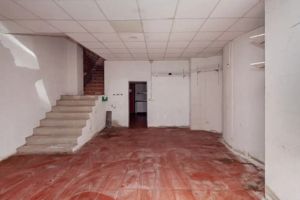 Business premises for sale in C/ Lluis Santangel, imagen 2