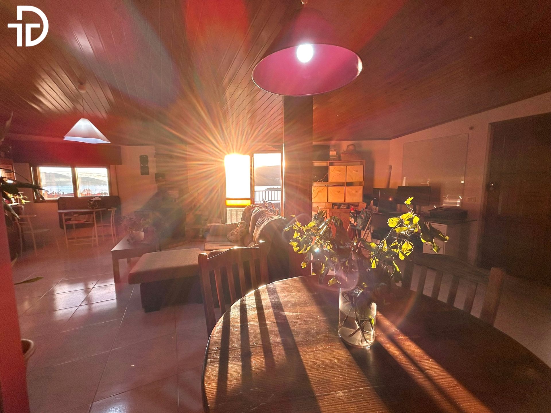 Menjador de Àtic en venda en Soutomaior amb Terrassa i Moblat