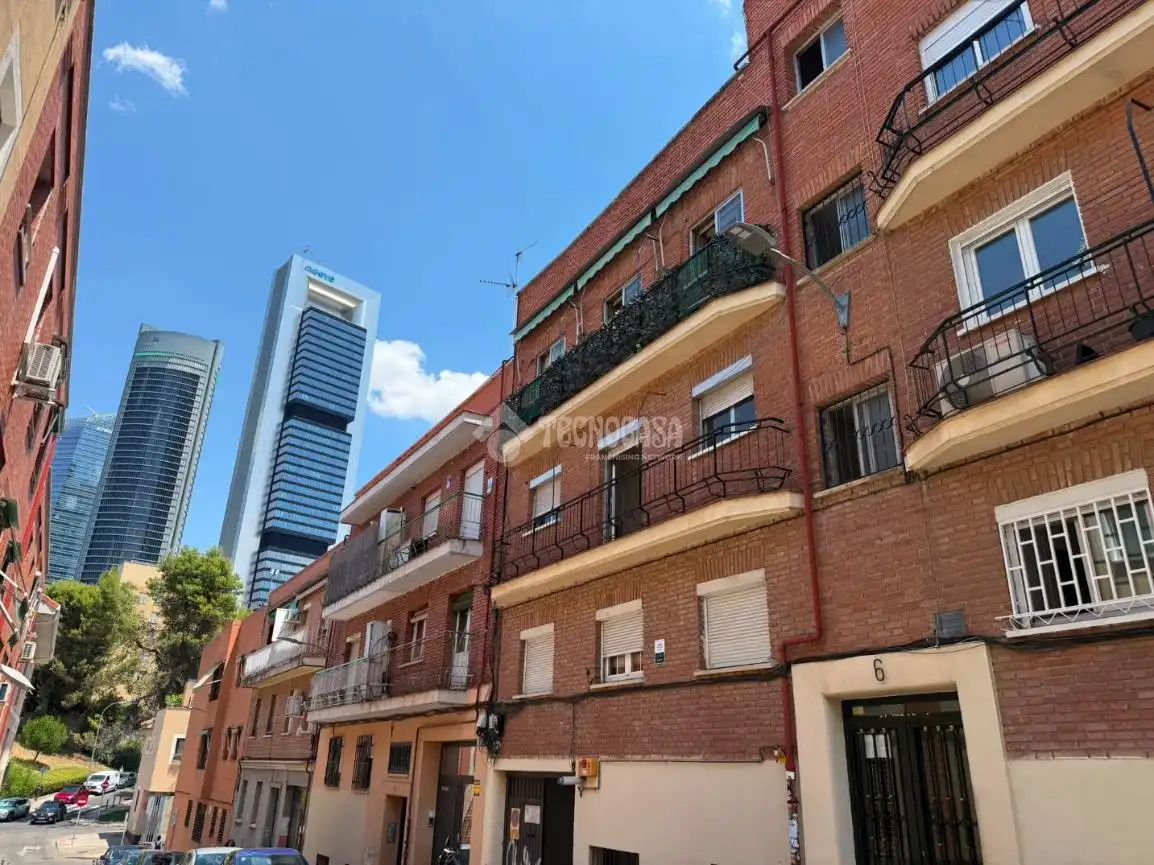 Vista exterior de Piso en venta en Madrid con Aire acondicionado, Calefacción y Terraza