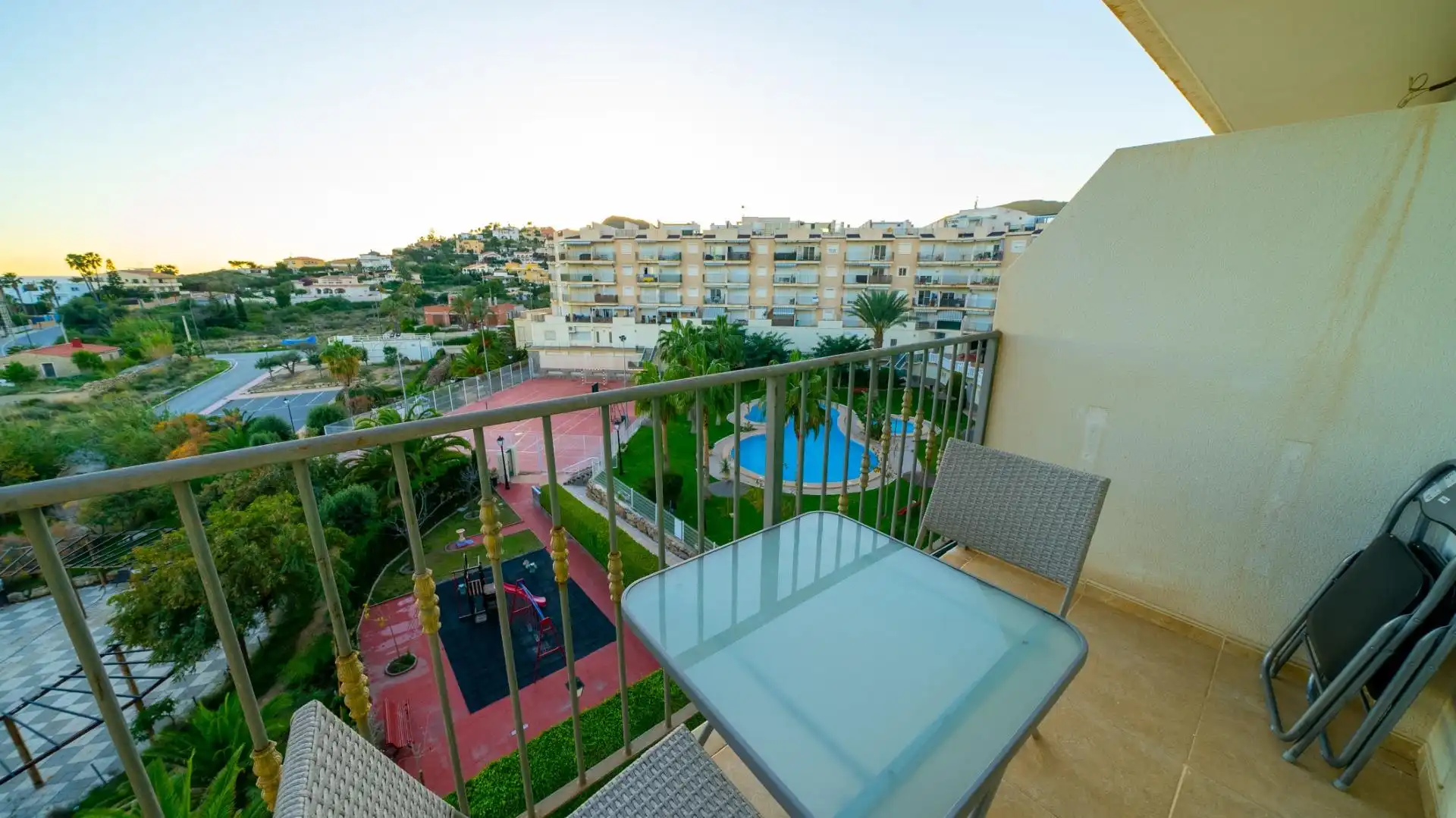 Apartments for rent in Carrer d'Oriola, Pueblo Acantilado - Lanuza