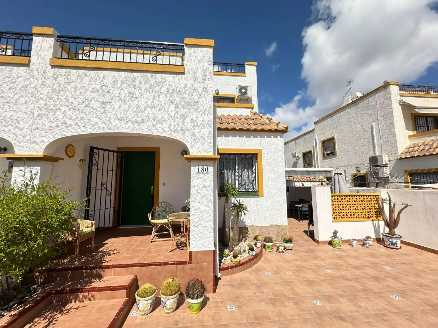 Exterior view of Duplexes for sale in Orihuela  with Air Conditioner, Heating and Swimming Pool