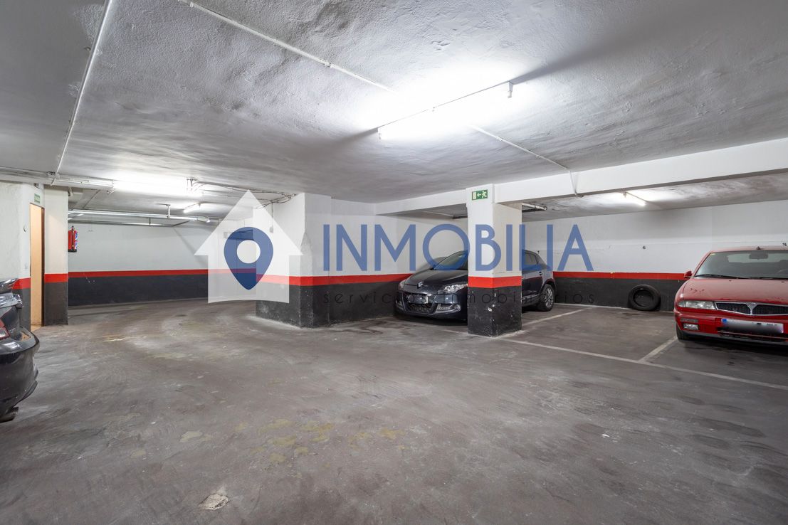 Parking of Garage for sale in  Madrid Capital