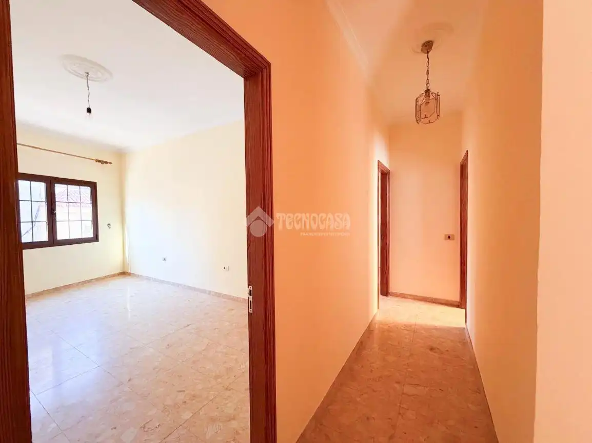 Casa adosada en venta en Ingenio con Terraza y Balcón