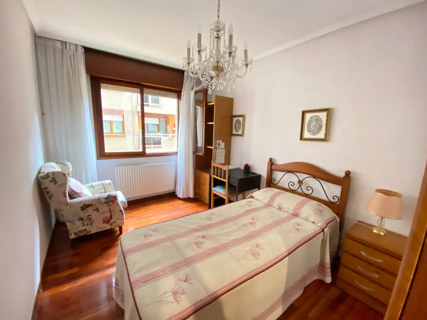Bedroom of Flat for rent in Bilbao   with Heating, Terrace and Furnished