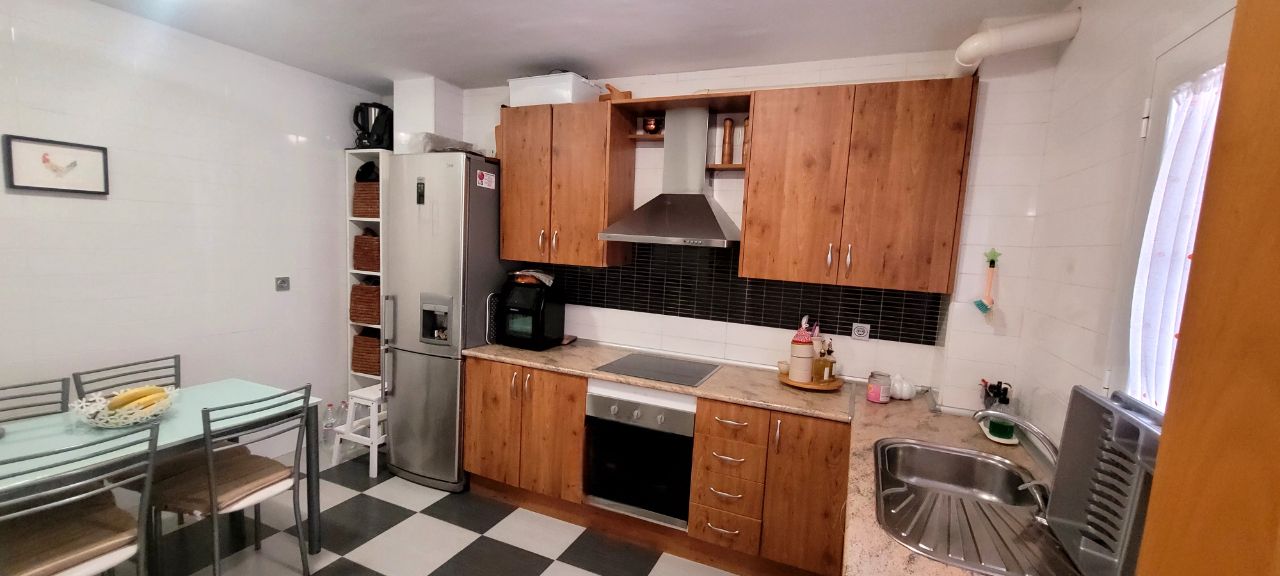 Cuina de Pis en venda en Roquetas de Mar amb Aire condicionat, Calefacció i Terrassa