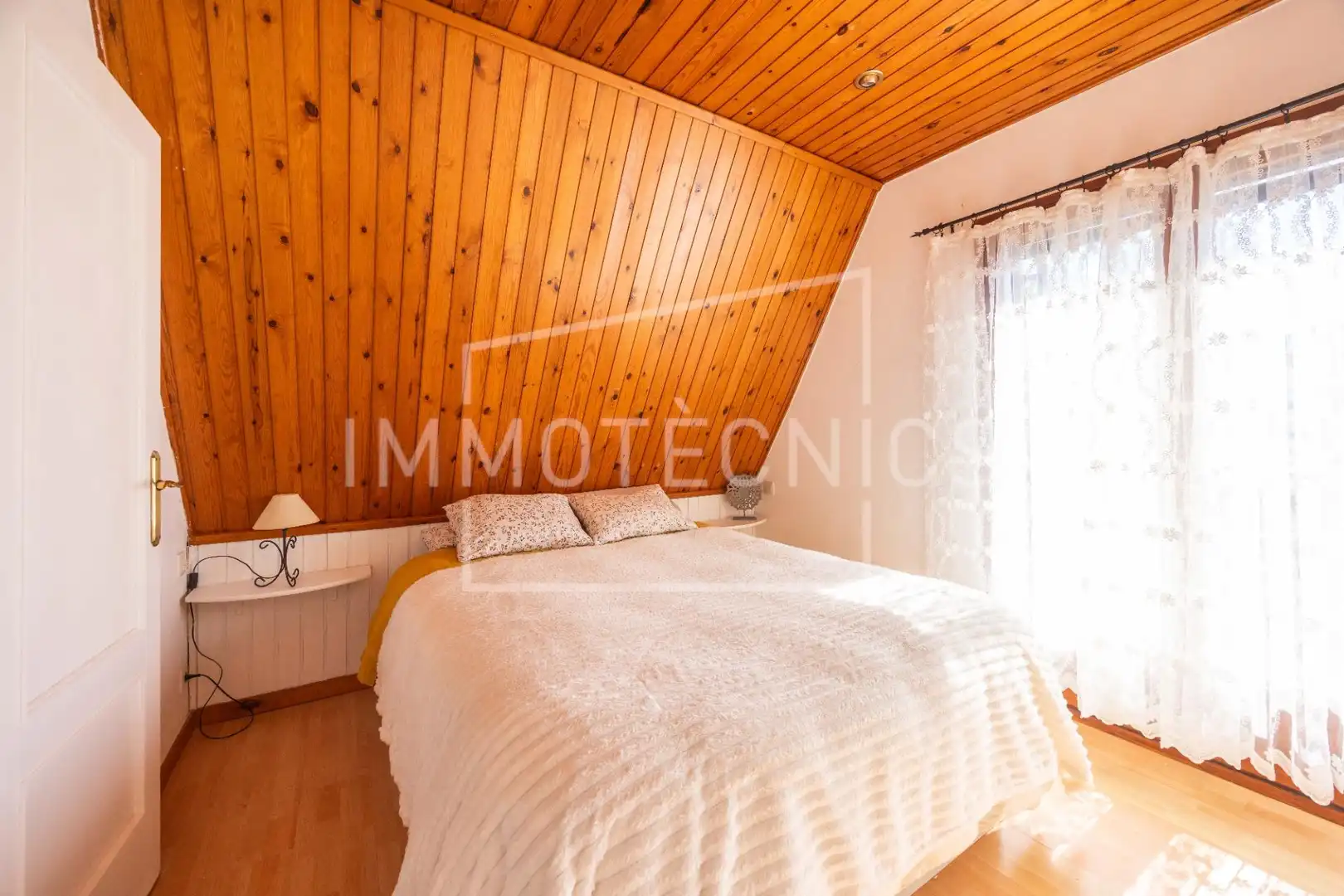 Bedroom of Houses for sale in Sant Cebrià de Vallalta