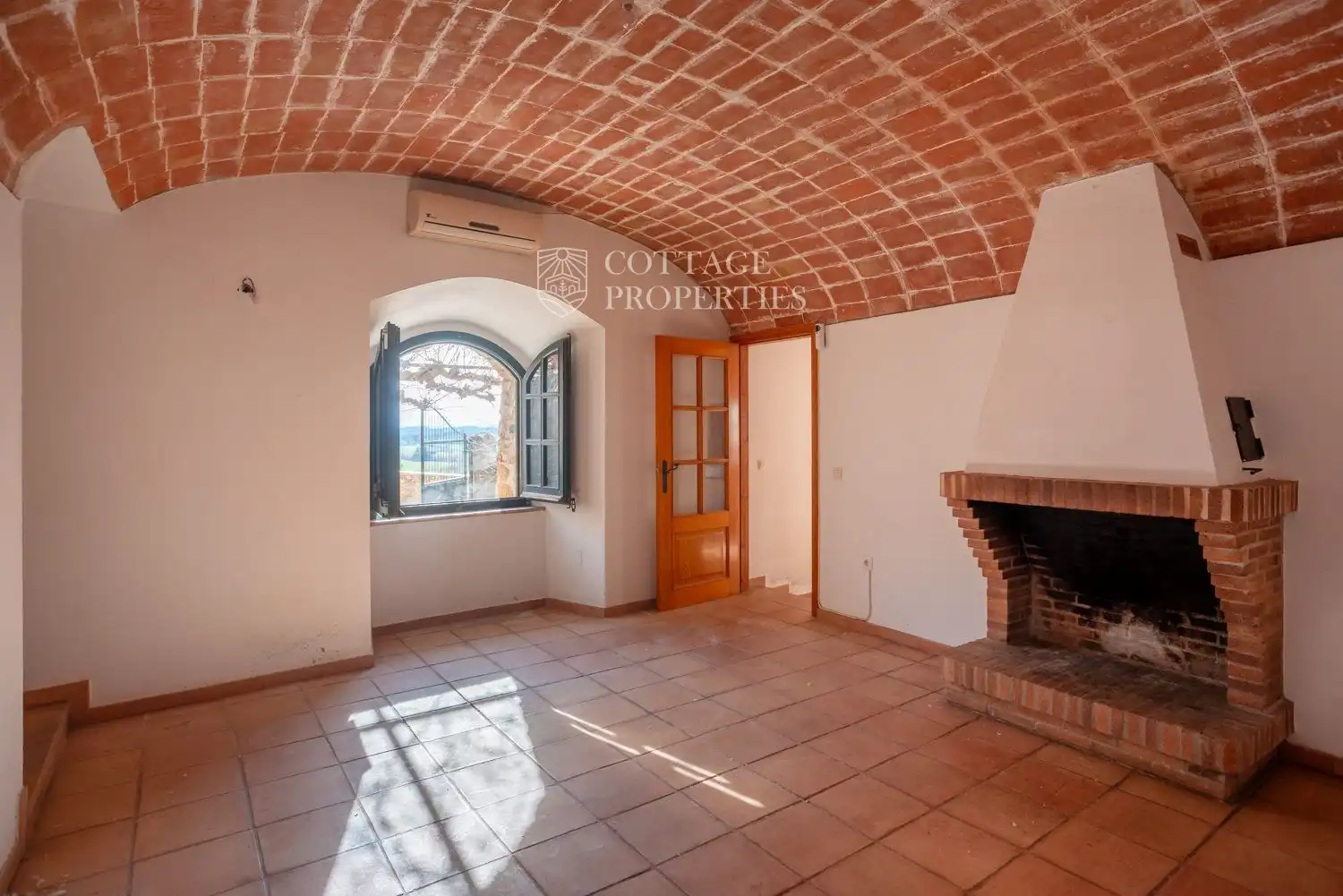 Sala de estar de Casa o chalet en venta en Garrigoles con Aire acondicionado, Calefacción y Terraza