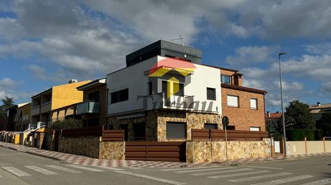 CASA EN VENTA EN LLAGOSTERA