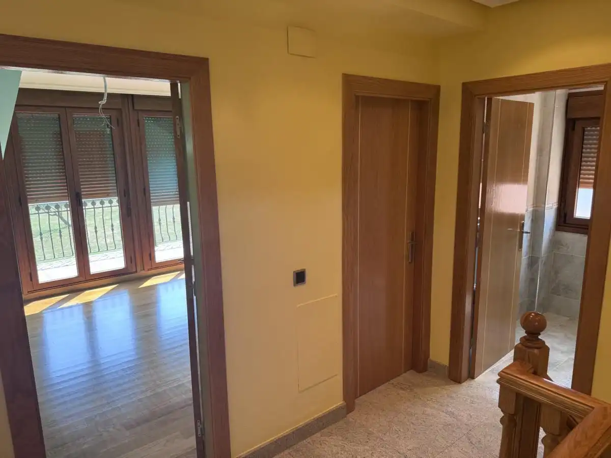 Casa o xalet en venda en Siero amb Calefacció, Jardí privat i Terrassa