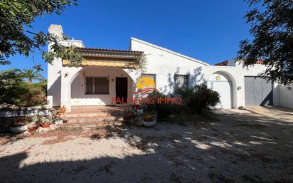 Vista exterior de Casa o xalet en venda en L'Ametlla de Mar  amb Aire condicionat i Piscina