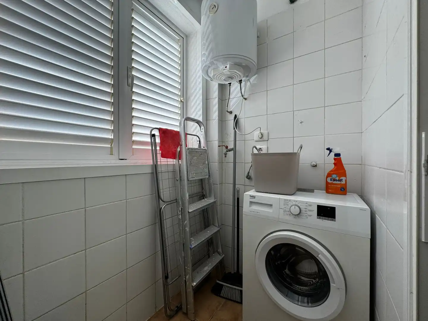 Baño de Piso en venta en Guía de Isora con Aire acondicionado, Trastero y Amueblado