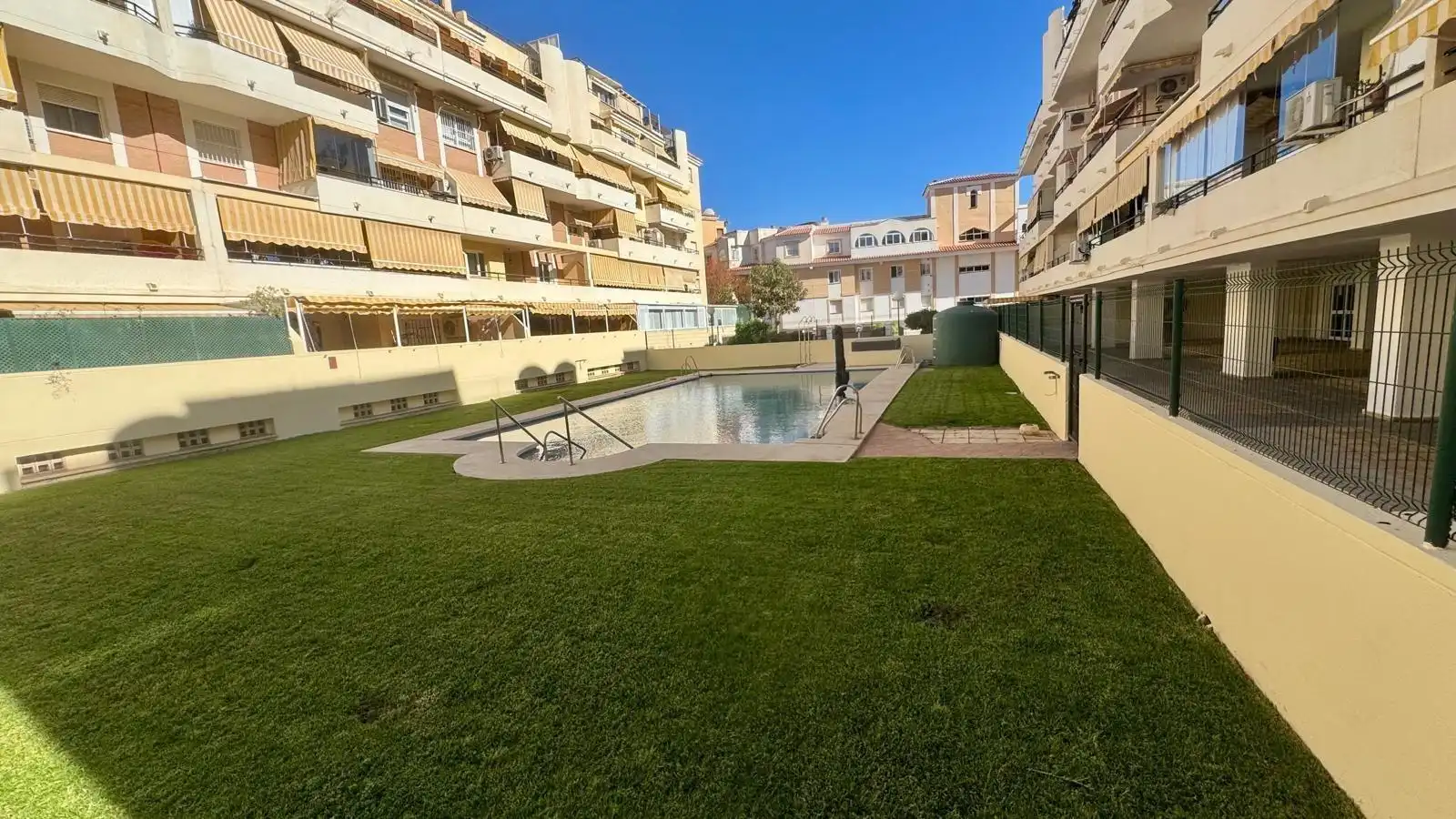 Pis amb piscina en venda a Calle Calle Arroyo Totalán 4, imagen 26